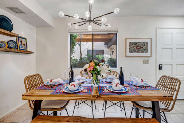 Dining Area with Seating For Six