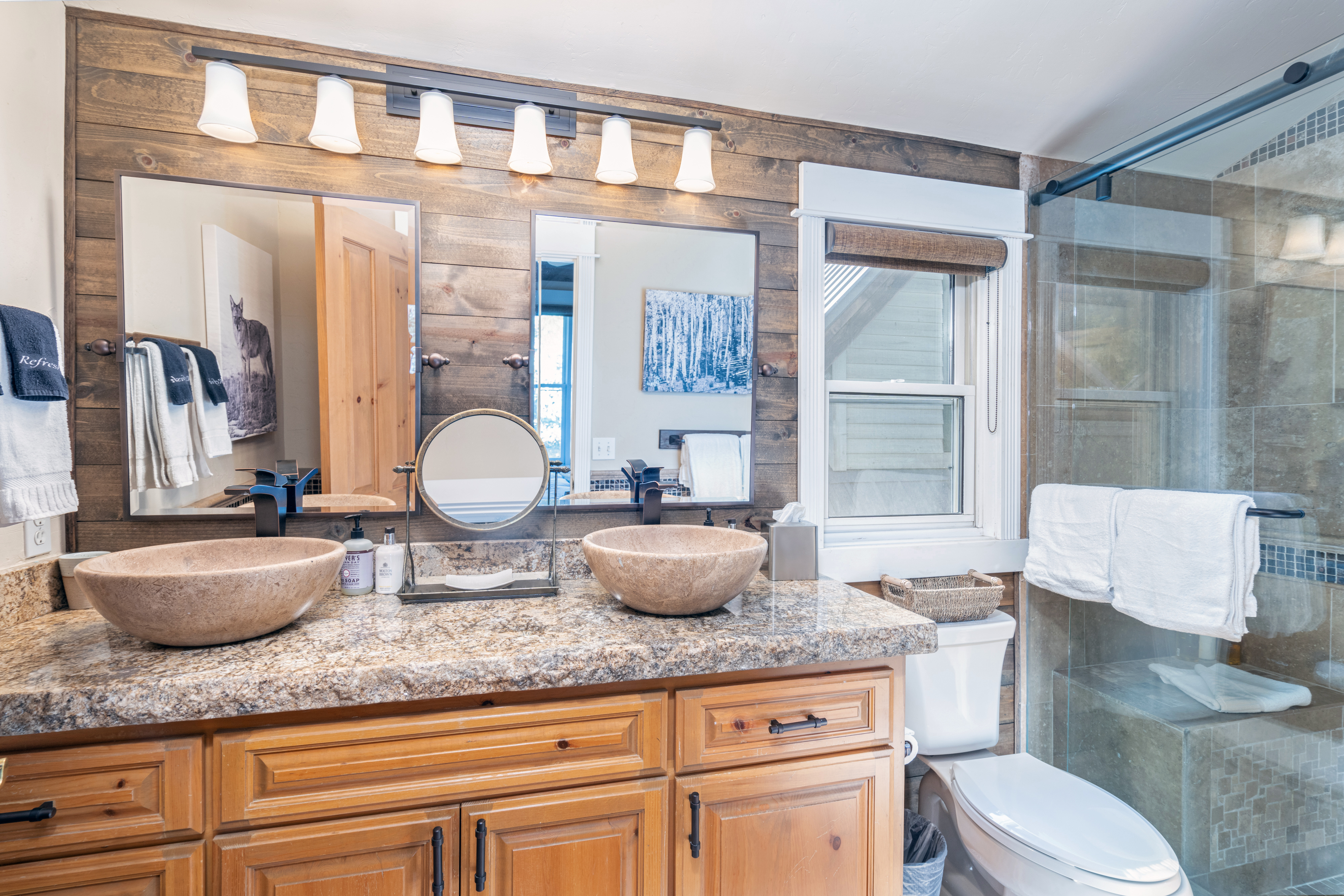 Double vanity makes getting ready a breeze!