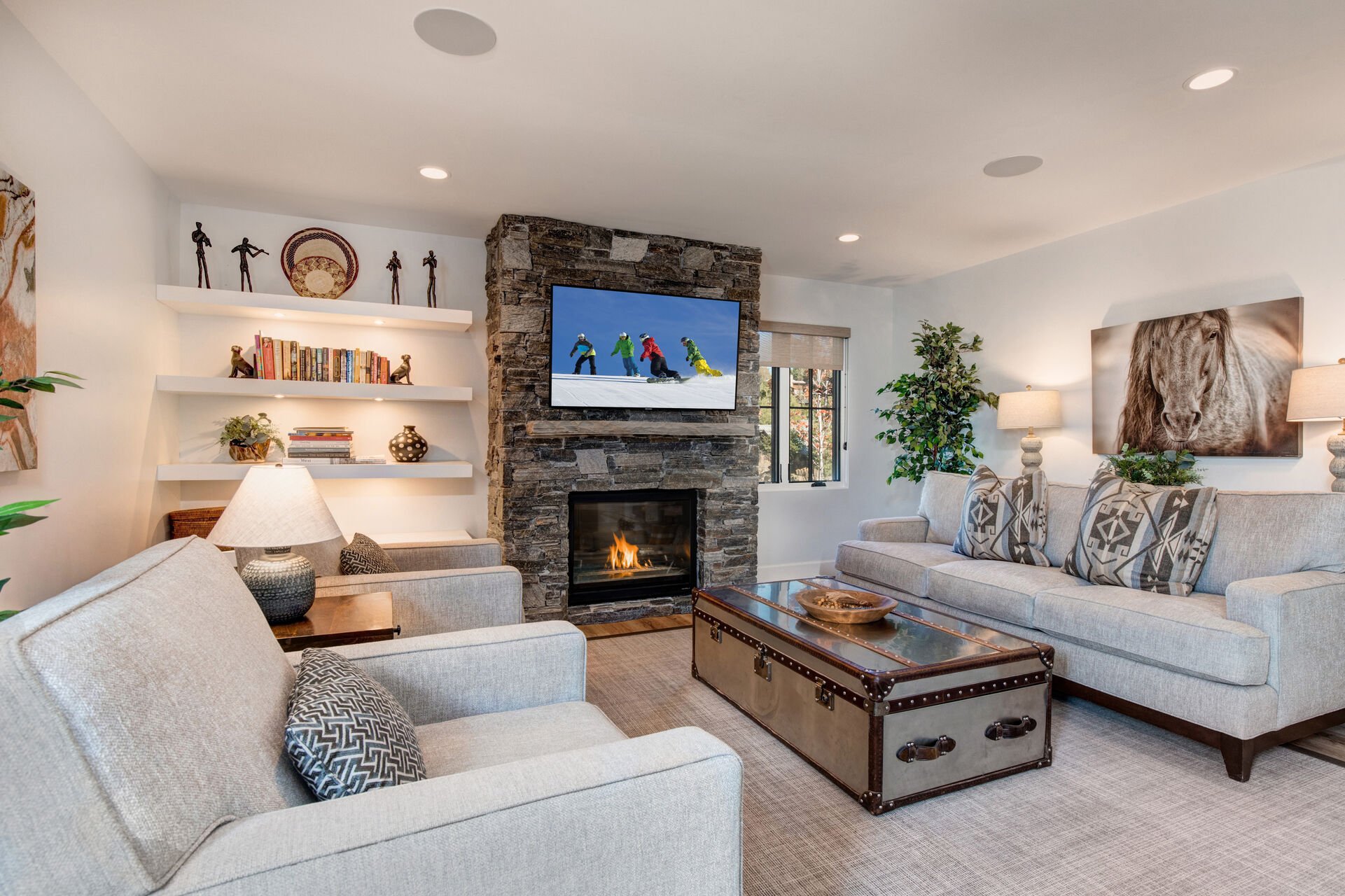Living Room with a Gas Fireplace and Smart TV