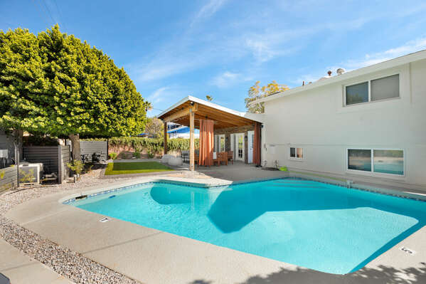 Pristine Outdoor Pool w/ Covered Outdoor Seating Area