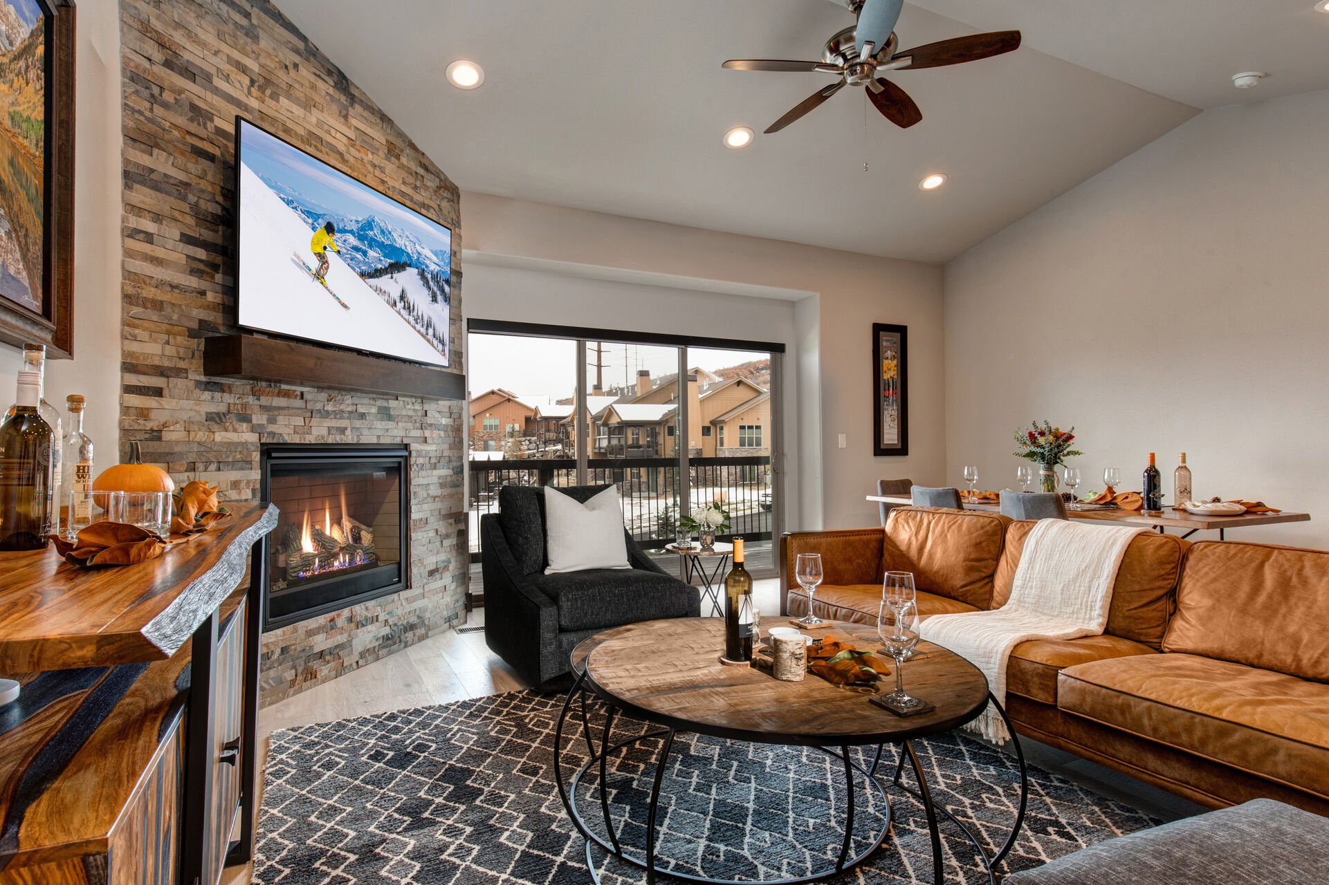 Living Room - Open and Bright with Mountain Views