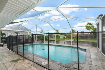 3 bedroom vacation rental wit pool safety fence