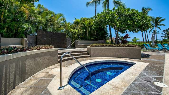 Soak in one of the two hot tubs at Vista Waikoloa