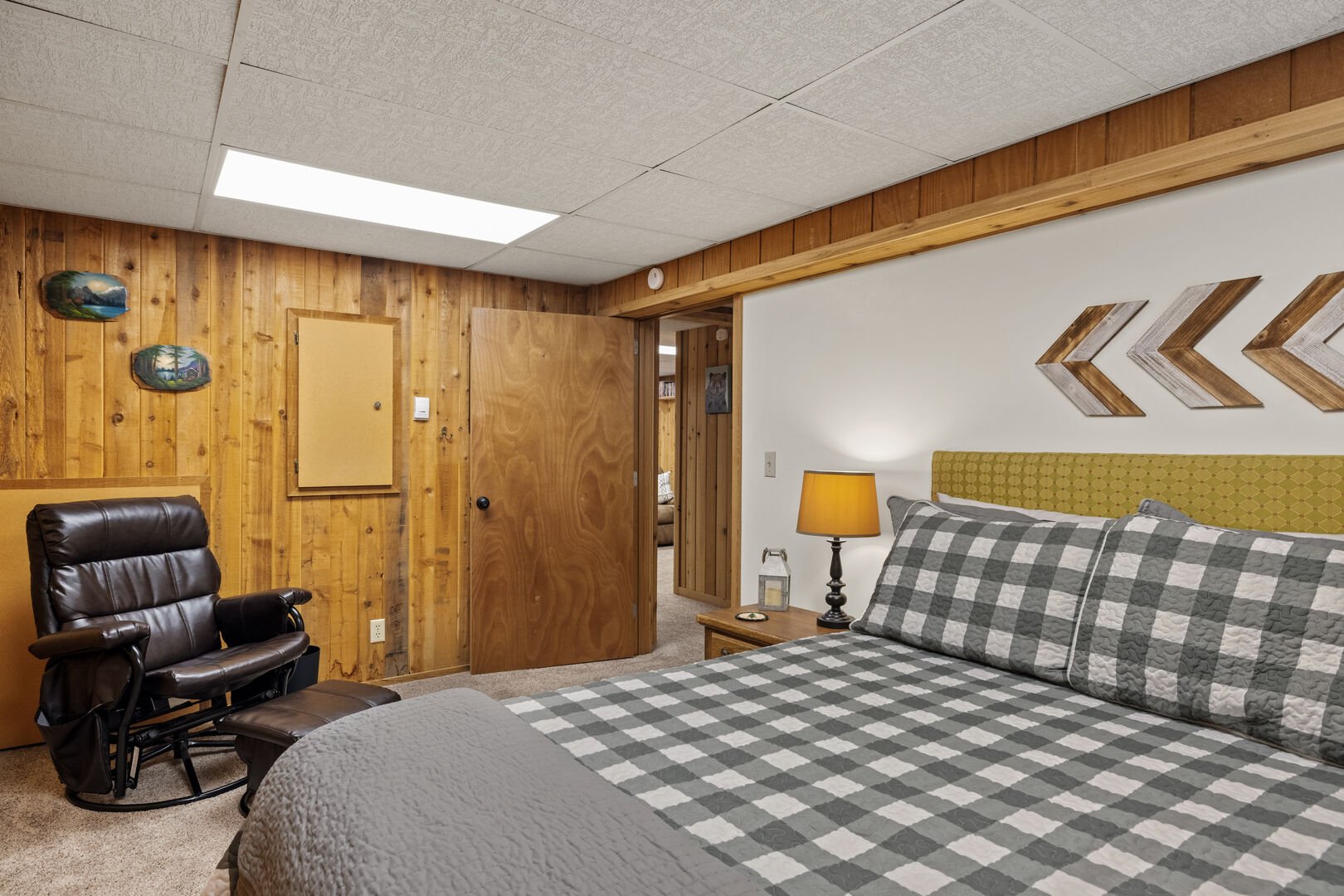 Moose Jam ~ bedroom #4 on lower level w/queen size bed