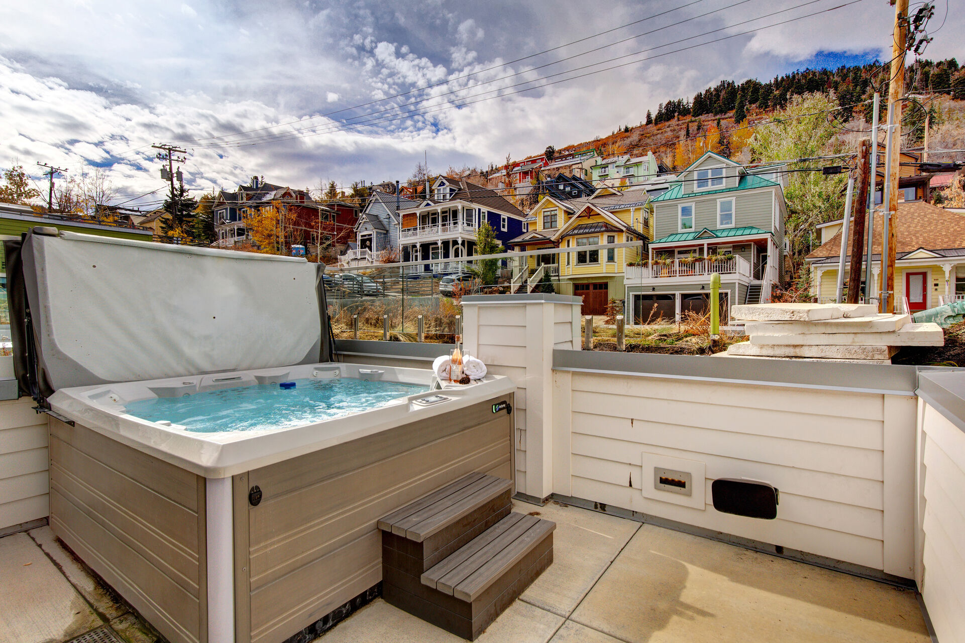 Soothing Hot Tub with Old Town / Mountain Views