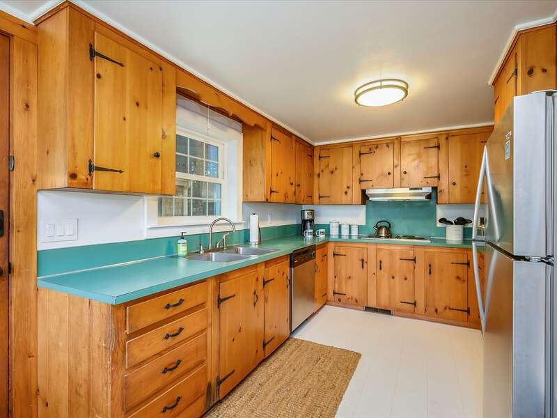 Full kitchen with ample counter space-63 High Point Rd N Chatham - Cape Cod - New England Vacation Rentals