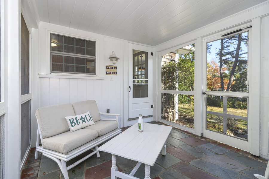 Screened in porch with access to kitchen -63 High Point Rd N Chatham - Cape Cod - New England Vacation Rentals