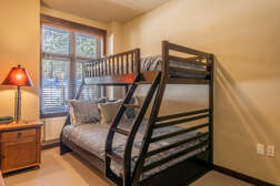 Guest Bedroom, Twin over Full Bunk Bed