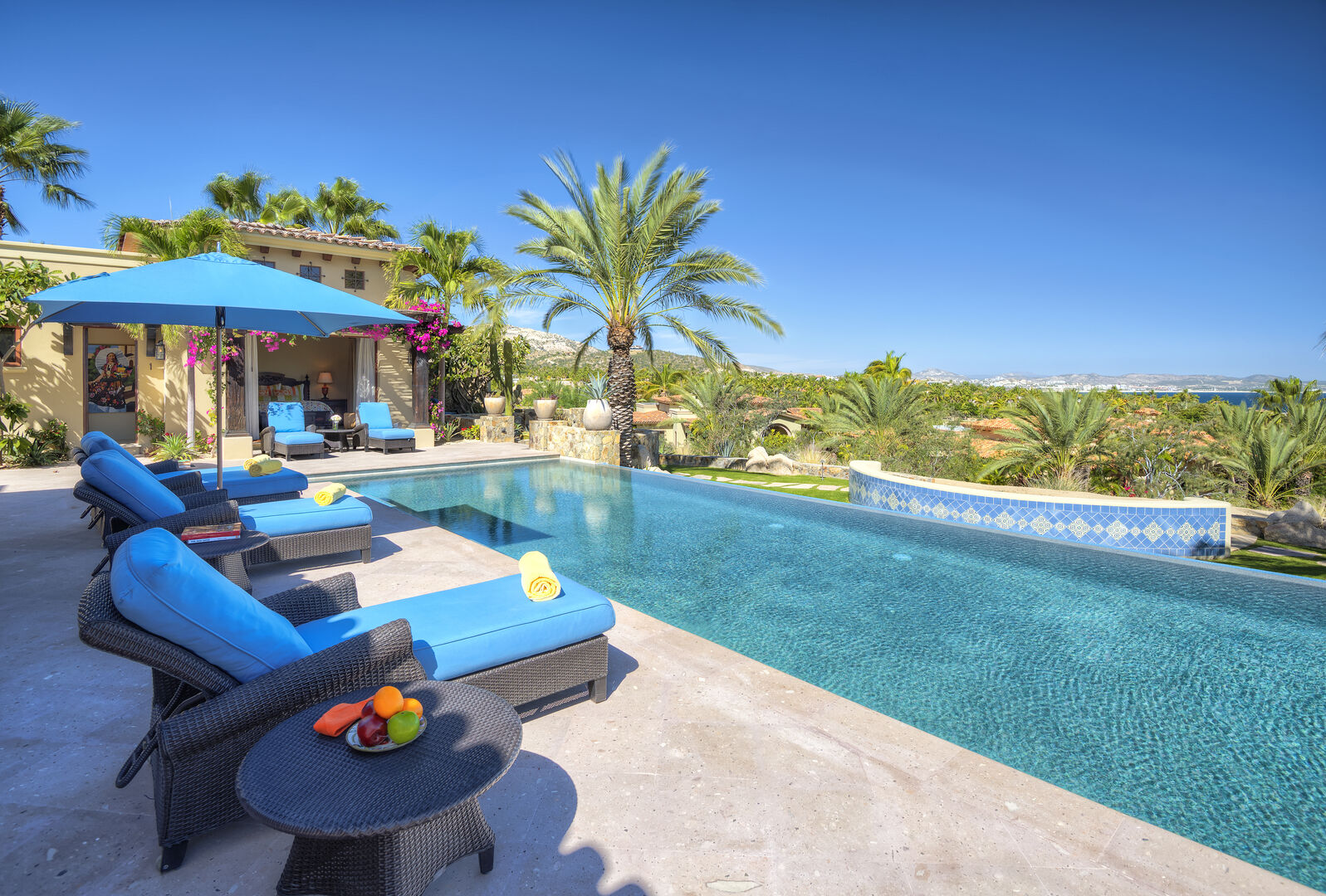 Lounge chairs and pool at the Epiritu Casita 1 in Los Cabos