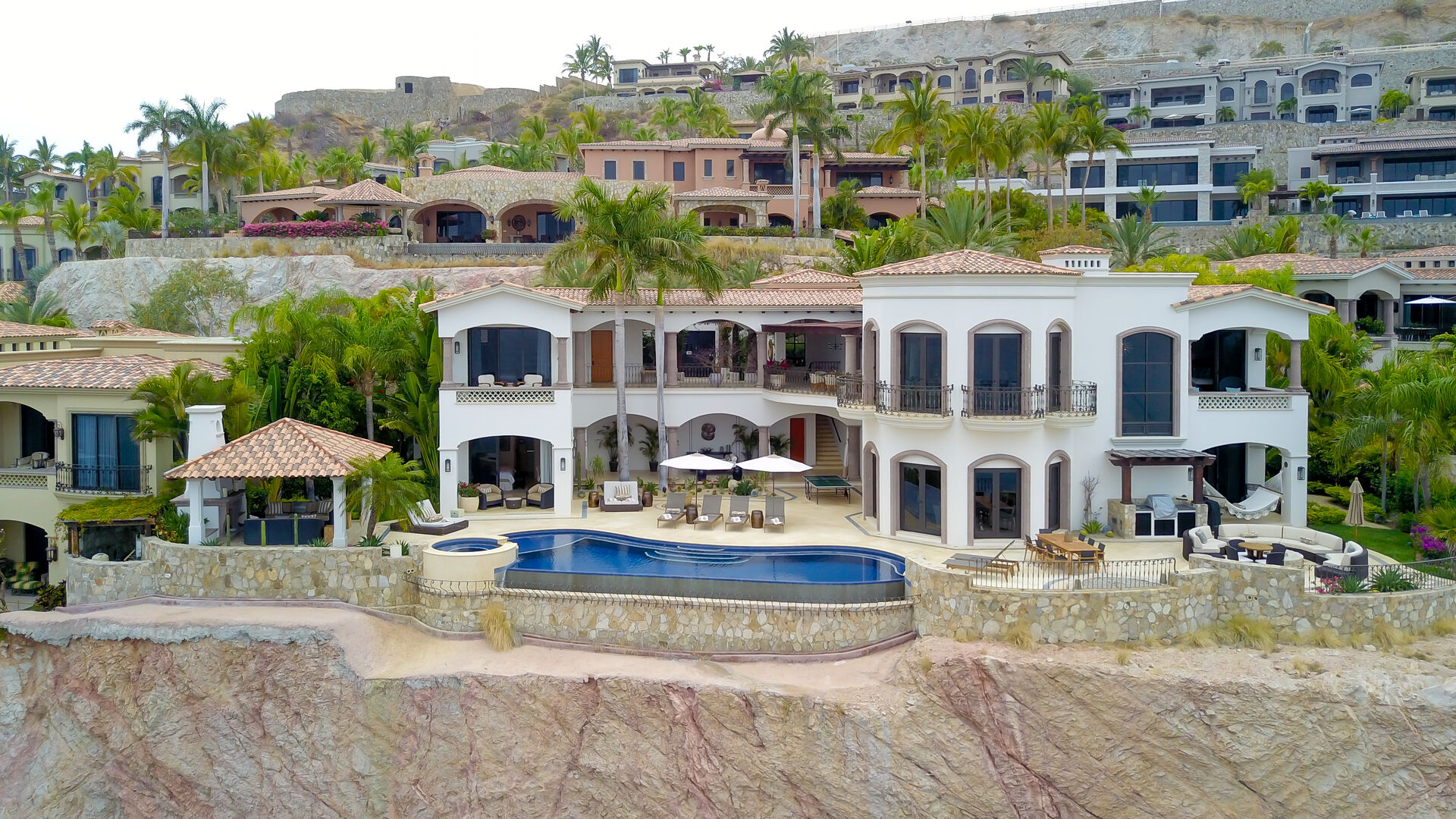 The back view of the Hacienda 502 in Los Cabos