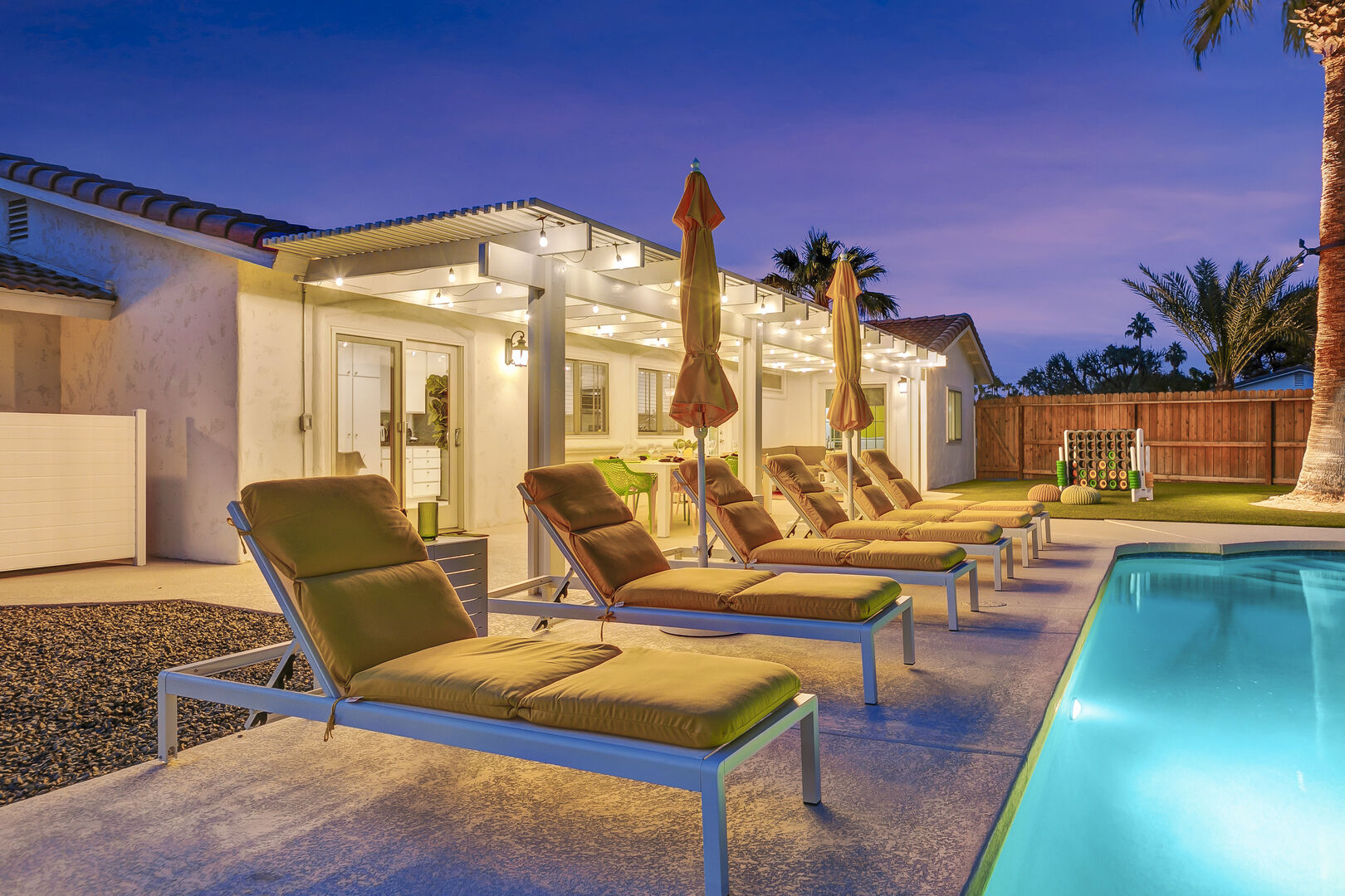 Take a dip in the pool or enjoy lounging on the sidelines from one of the six loungers which include comfy cushions.