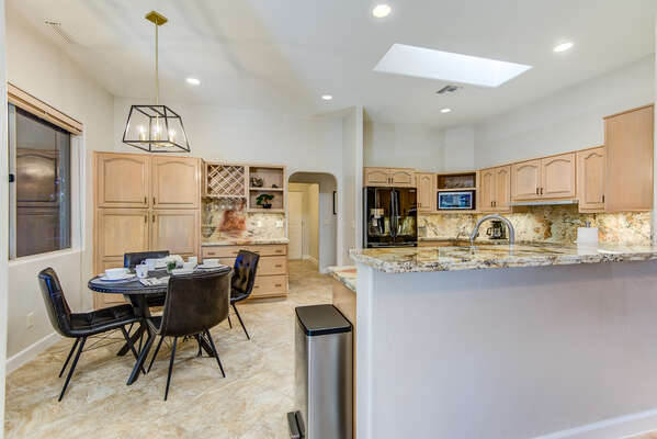 Fully Equipped Kitchen with Breakfast Nook Seating