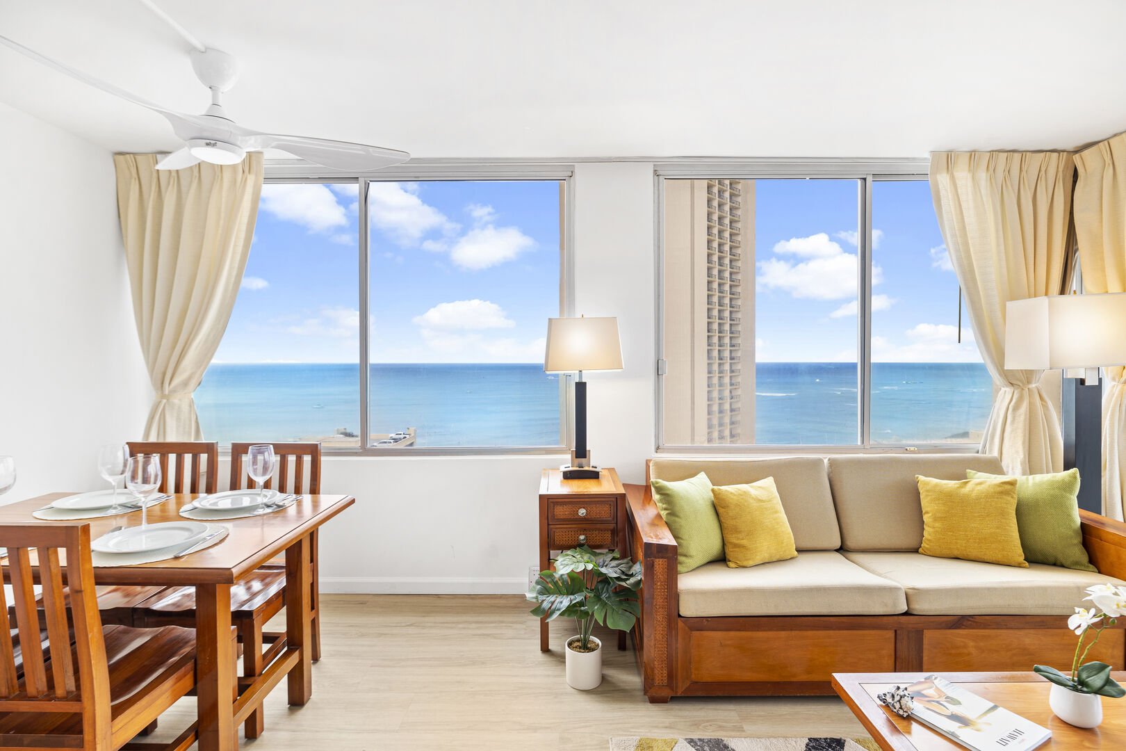 Beautiful Ocean View from the living room