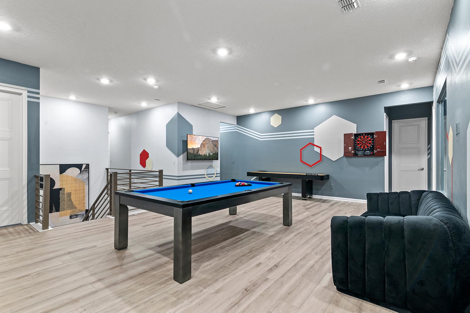 [amenities:pool-table:3] Pool Table