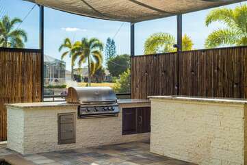 Luxury outdoor kitchen