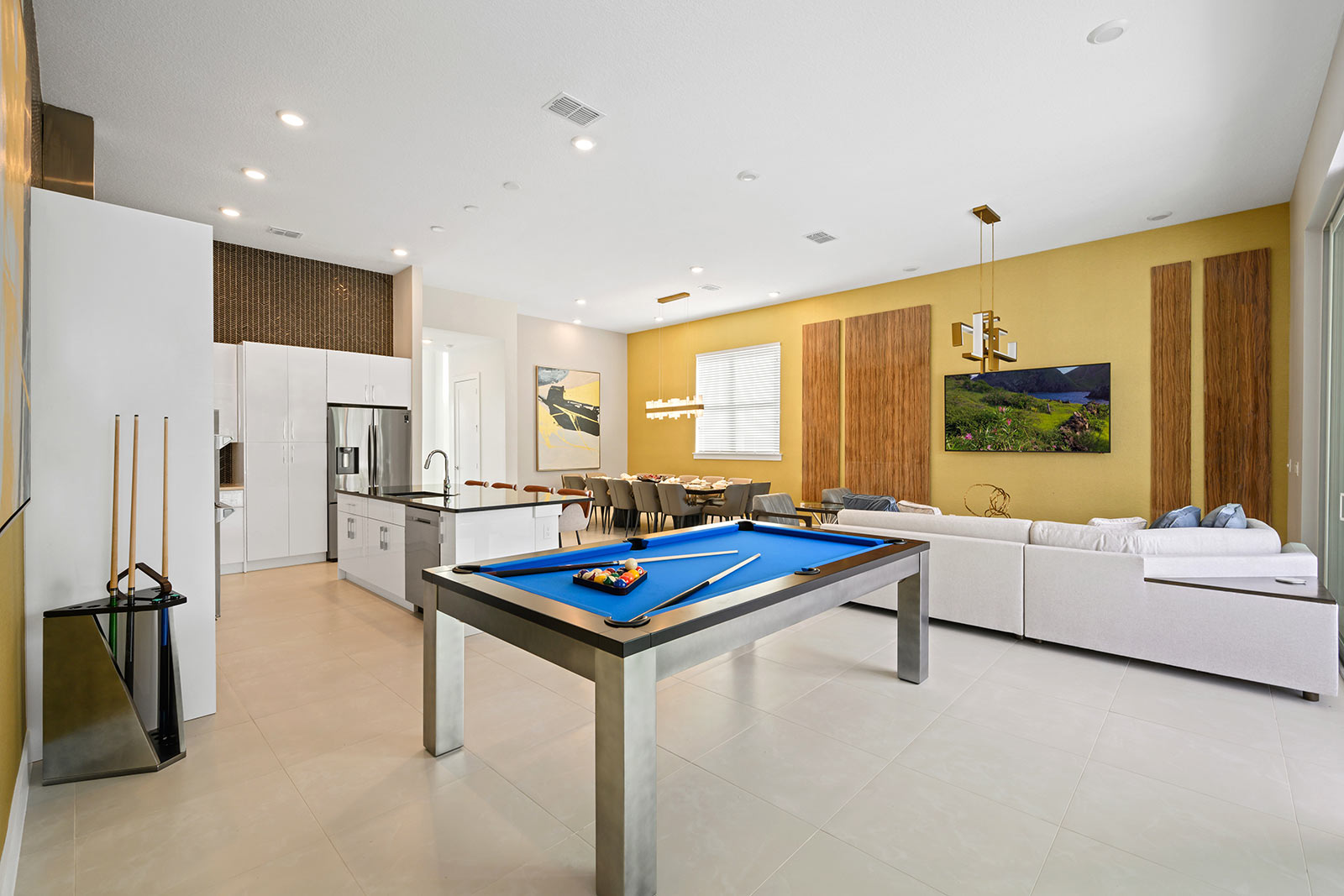 [amenities:pool-table:2] Pool Table