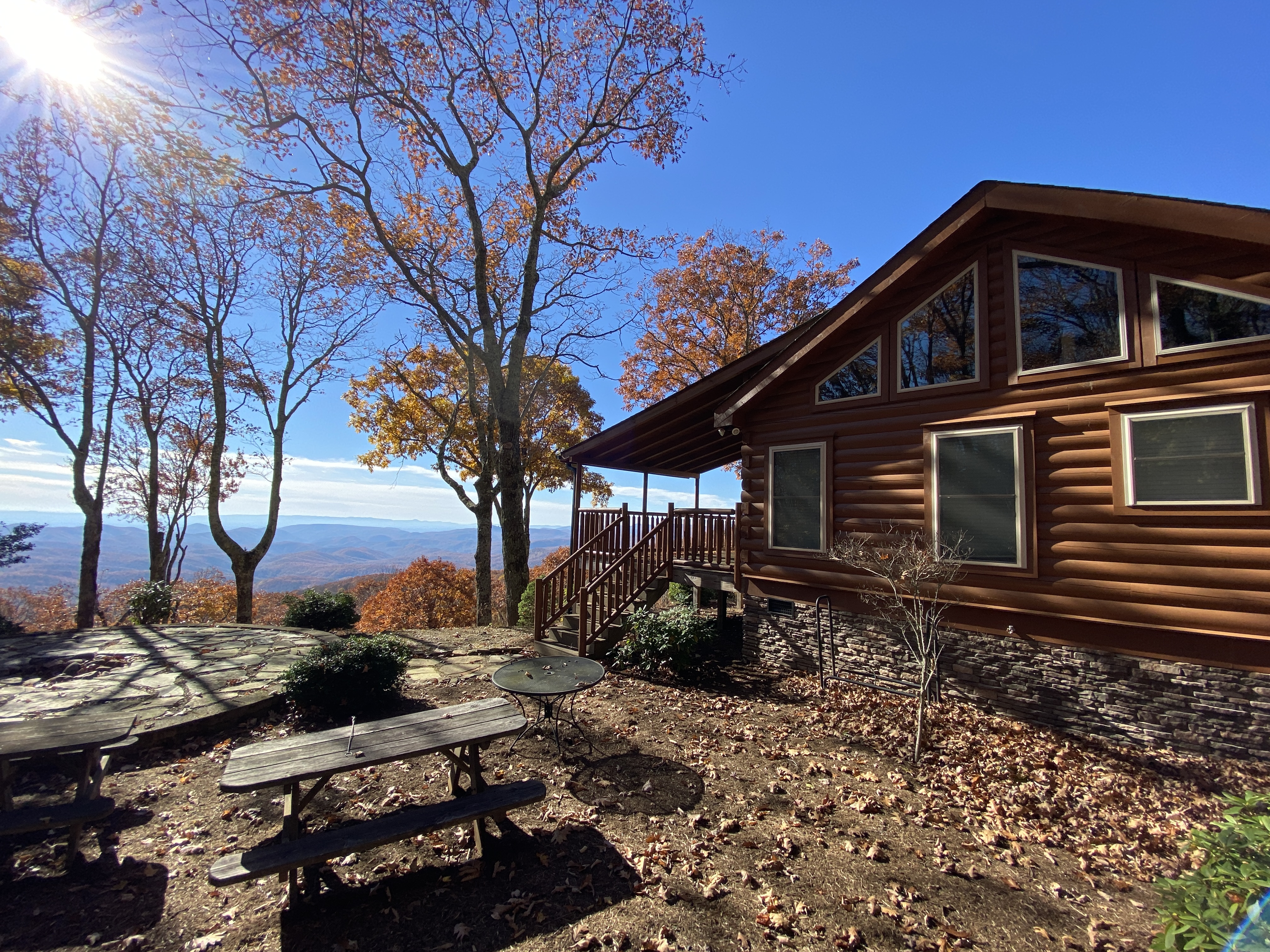Cardinals View Lodge 50 mile views! Hot Tub near Blowing Rock by National Forest lands