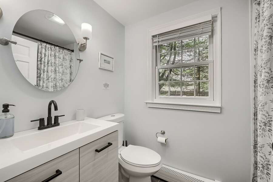 Bathroom #1 full with shower-30 Kiahs Way- East Sandwich- Cape Cod-New England Vacation Rentals