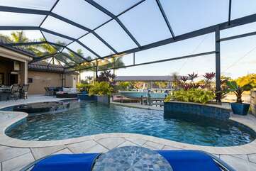 Private Infinity Pool in Cape Coral, Florida.