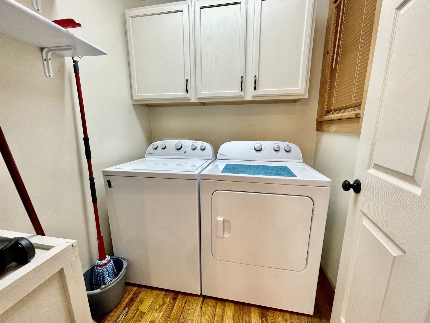Full size washer & dryer in separate laundry room
