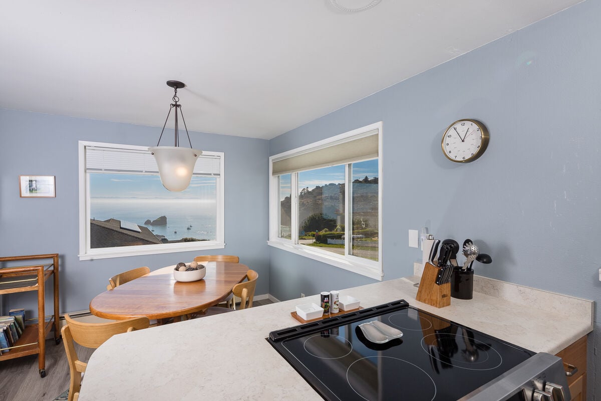 Soak up the ocean views while you cook!