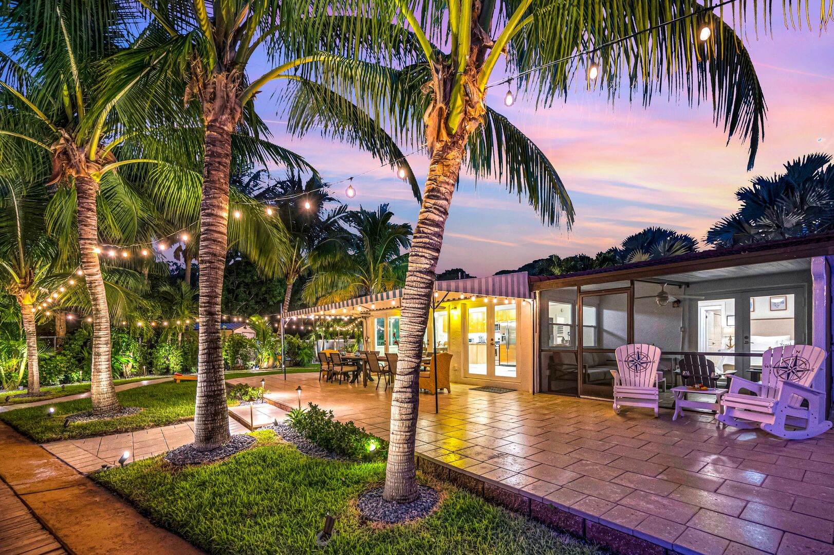 A perfect unwinding spot to enjoy a warm evening looking at the pink Florida sky, spending time in the pool, playing yard games or grilling out.