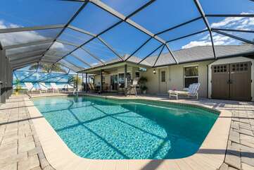 Private Heated Pool Vacation Rental in Cape Coral, FL