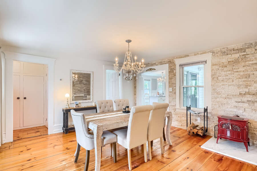 Dining room seating for 6-
191 Sea St Unit 1A- Dennisport-Cape Cod - New England Vacation Rentals