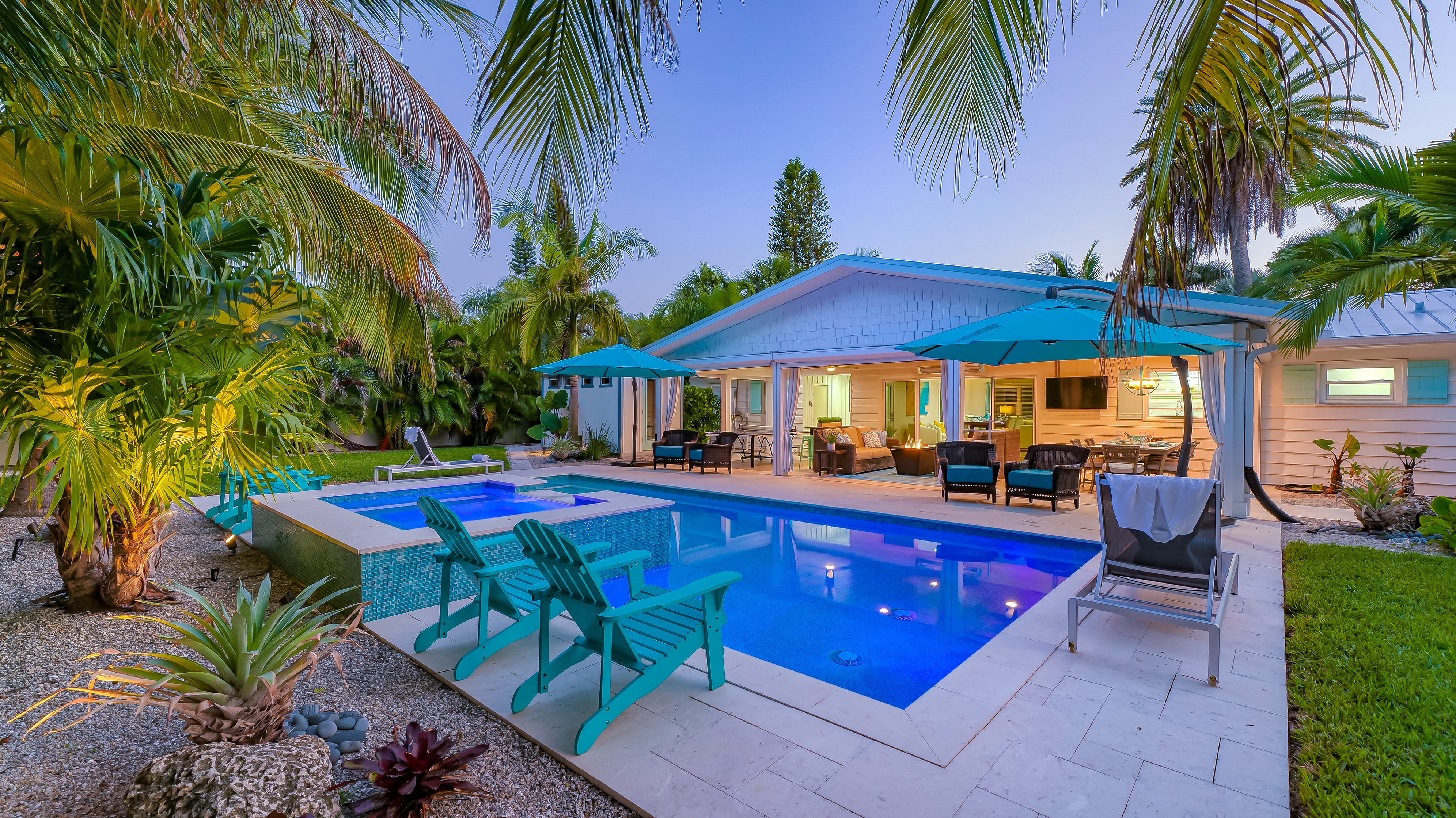 Coconut Cottage | Home on Lido Key w/ Private Heated Pool/Spa, Walk to Lido Beach & St. Armands!