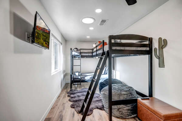 Bedroom Four with Triple Bunk Bed, 35