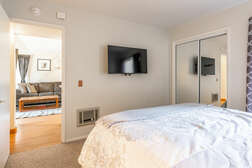 Downstairs Master Bedroom - King Bed, Flatscreen TV, Full Shared Bath, Shower and Tub