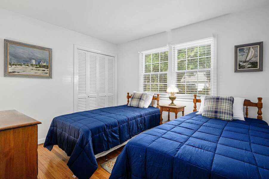Bedroom #1 with two Twin beds - 94 Joshua Jethro Road Chatham Cape Cod - Cape Escape - NEVR