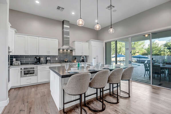 Stunning Fully Equipped Kitchen with Stainless Steel Appliances