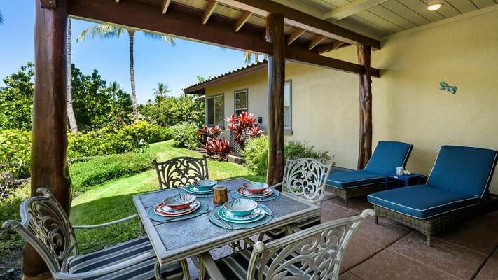Mauna Lani Fairways 1601 is surrounded by beautiful tropical landscaping