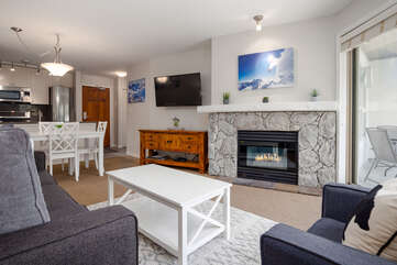 Living Area w/ Smart TV & Gas Fireplace
