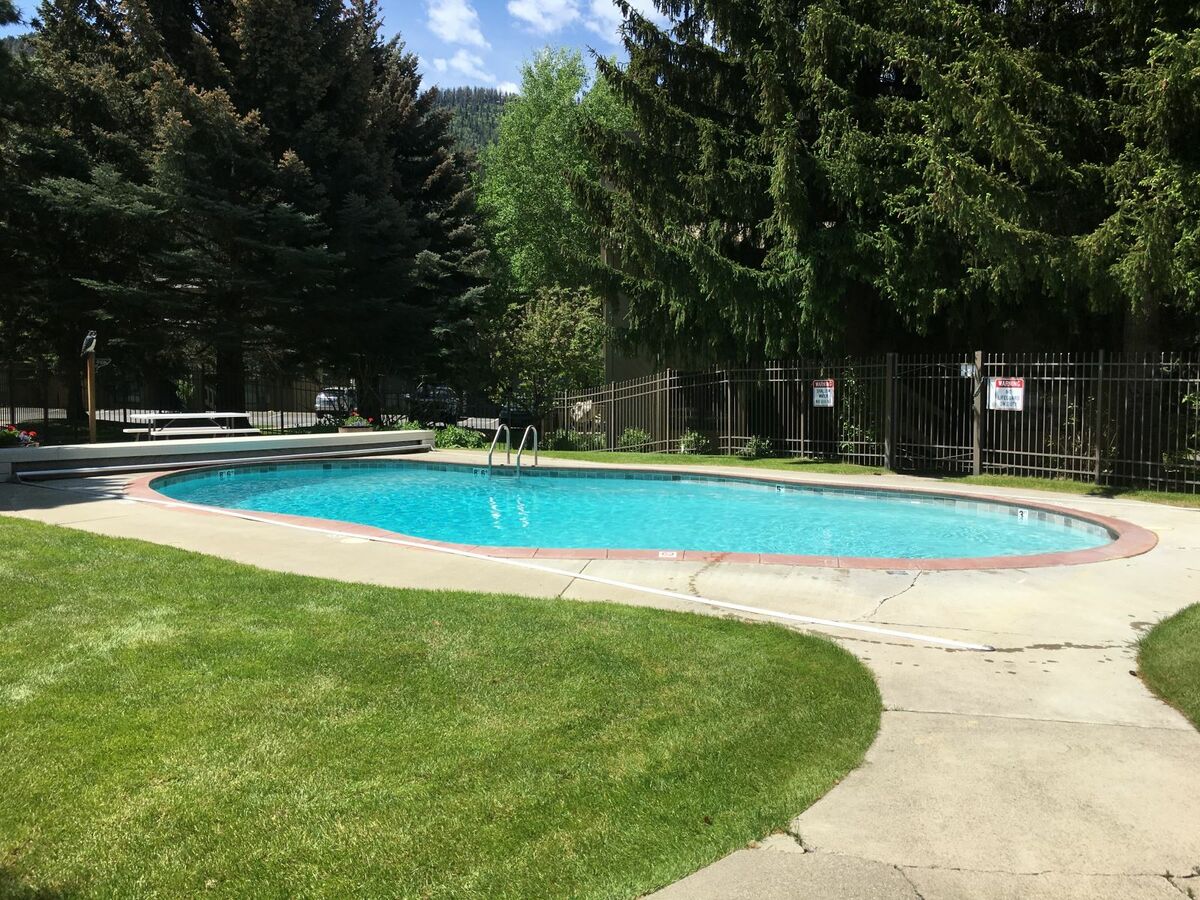 Heated Summer Pool