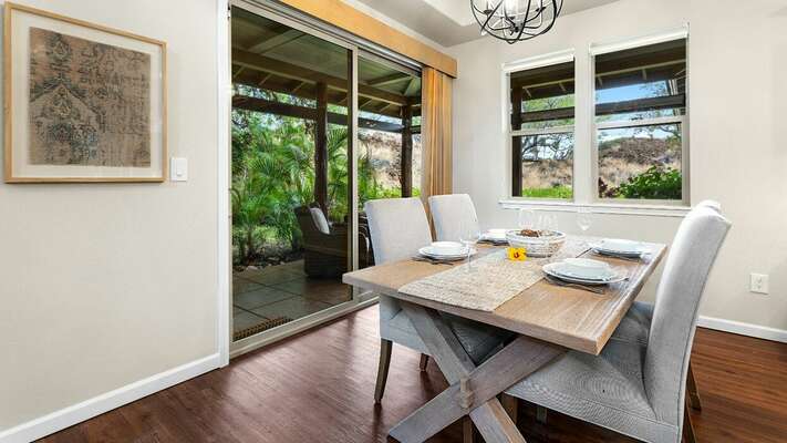 Inside dining area with easy lanai access