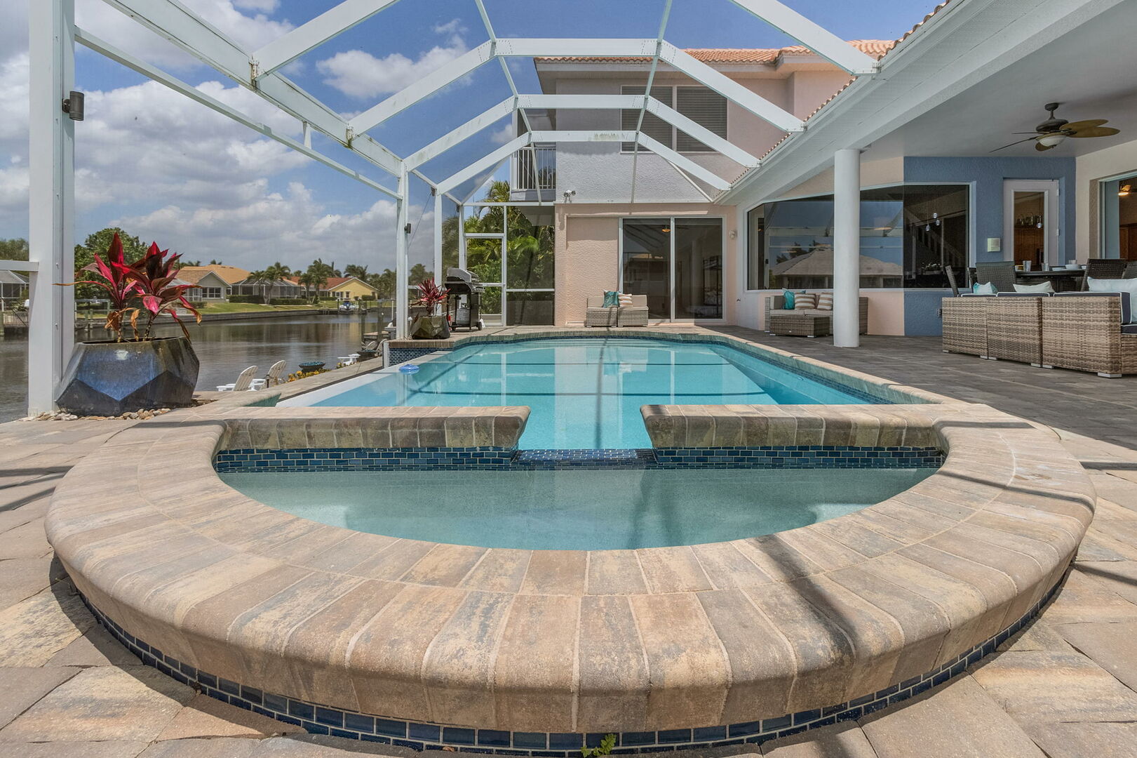 Vacation Rental with hot tub