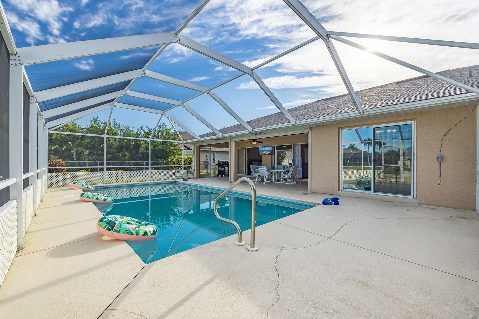 Vacation rental with pool