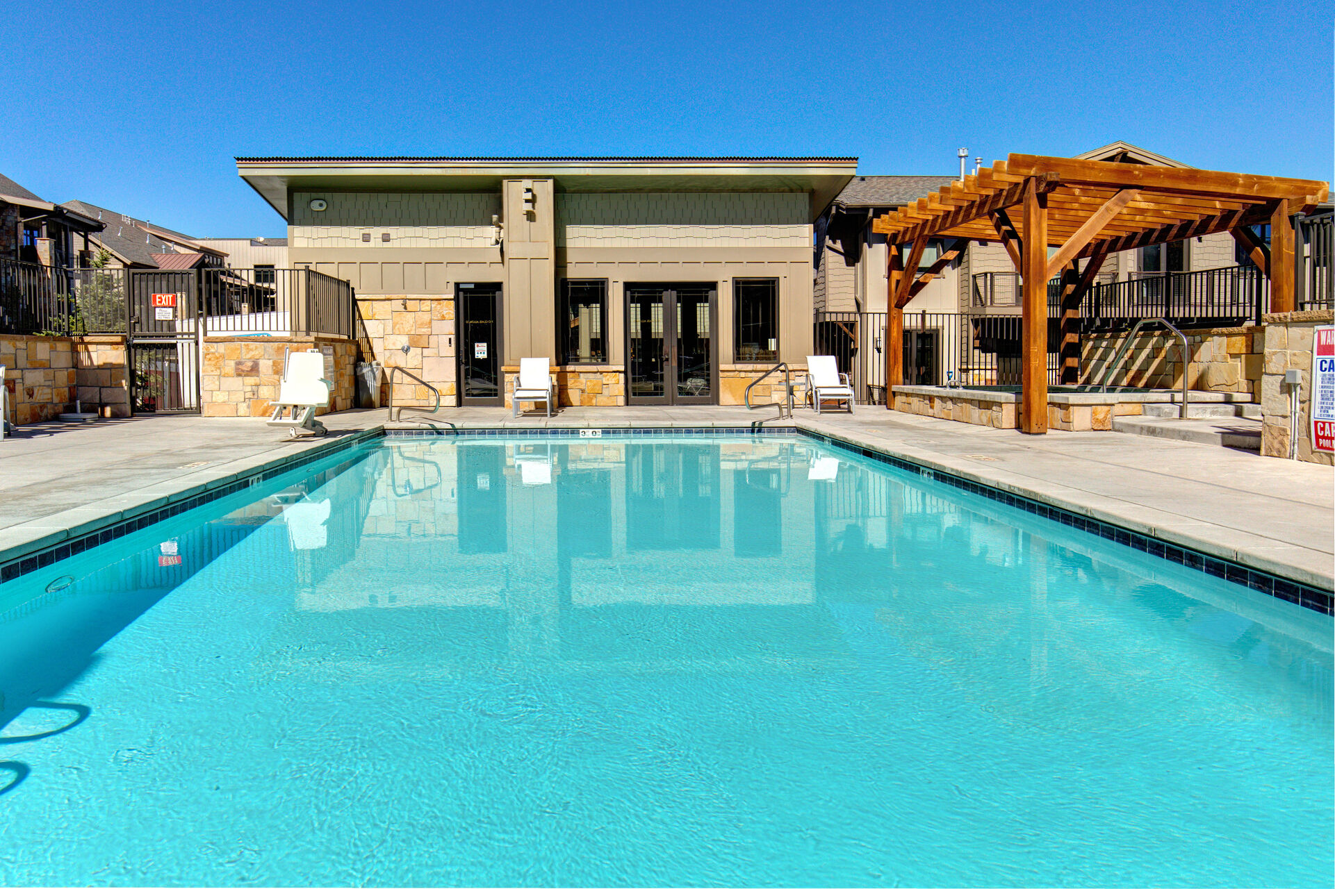 Blackstone Clubhouse with communal pool, hot tub, and fitness center