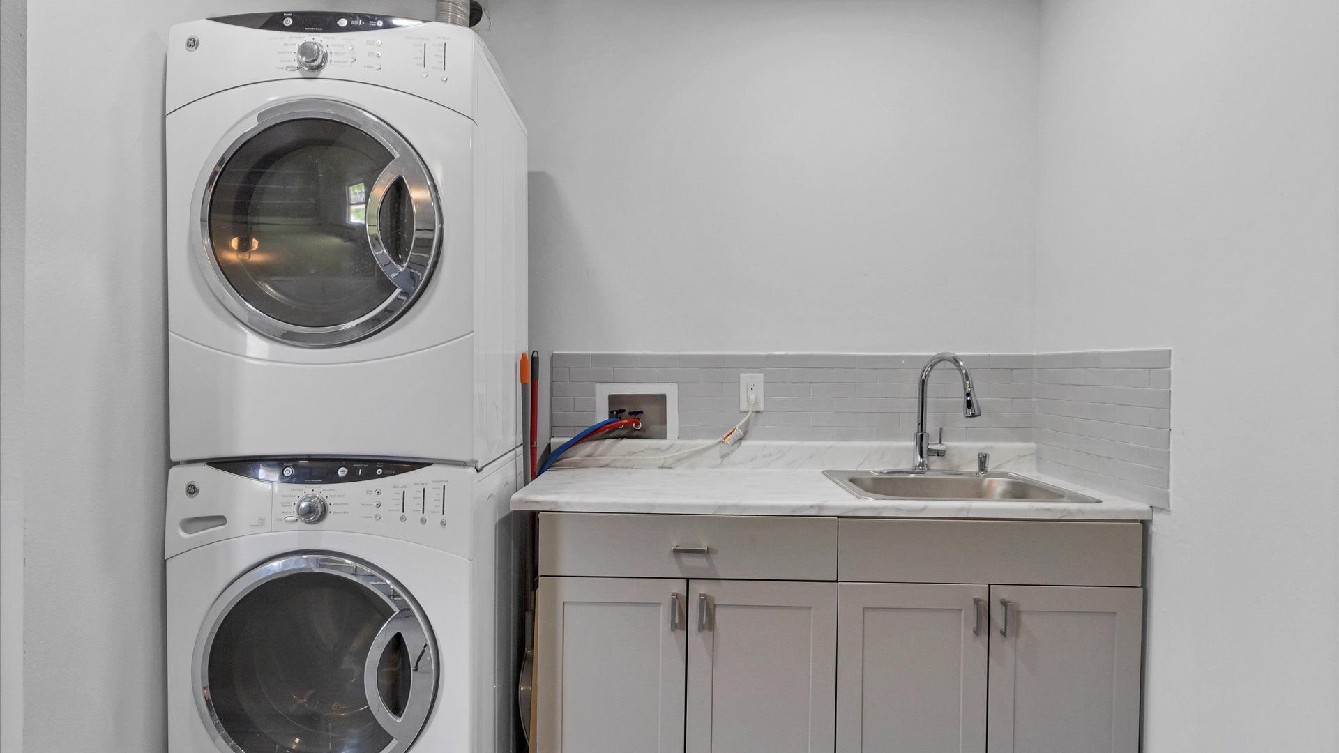 Full size washer and dryer in the garage for guest use