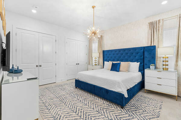 Master suite located on the 1st floor