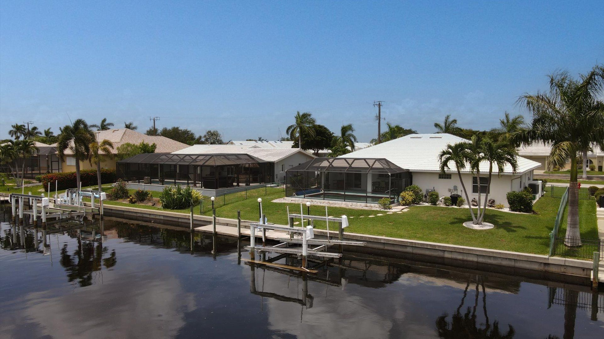 Canal home with quick access to Charlotte Harbor via boat