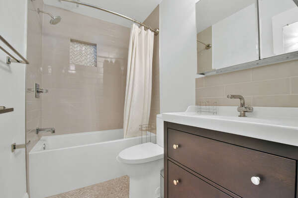 En-suite to bedroom 1 
Shower over tub