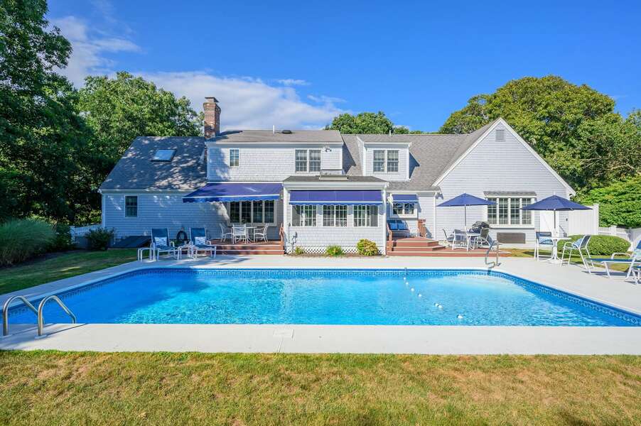 Large, heated, saltwater pool - 6 Harvest Hollow Drive Harwichport Cape Cod