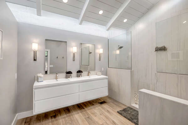 En Suite Master Bathroom with Dual Sink and Large Walk in Shower