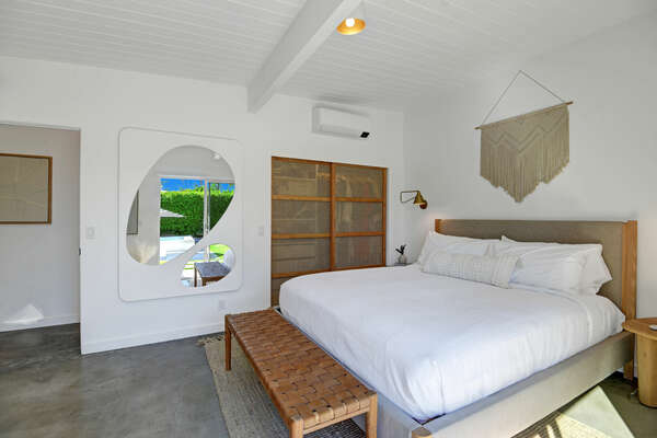 MASTERBED ROOM OPENS TO THE POOL & SPA