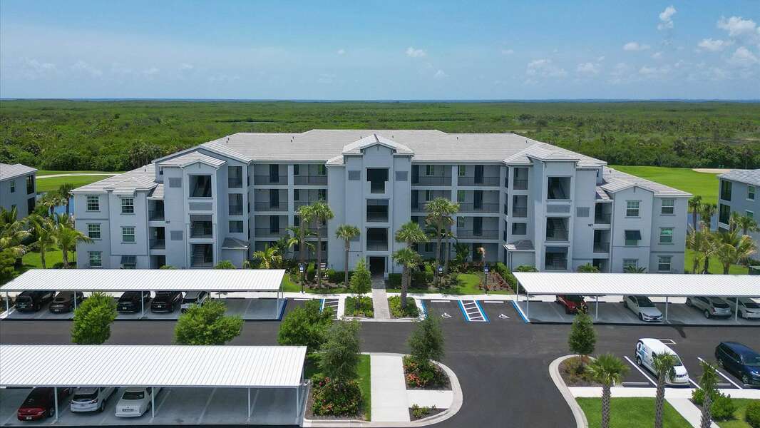 Gorgeous condo situated in beautiful Punta Gorda/Burnt Store