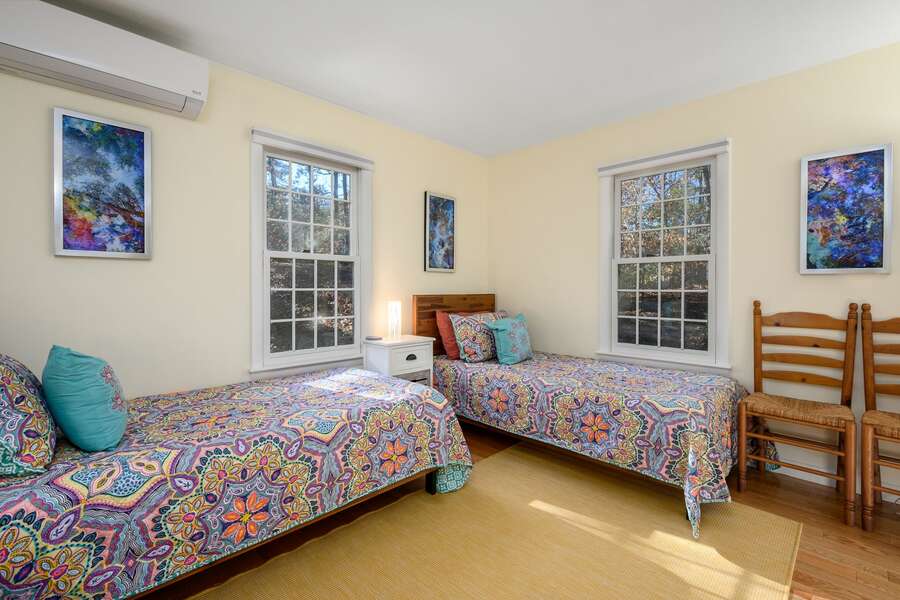 First floor bedroom with two Twin-sized beds - 1325 Bridge Road Eastham Cape Cod - Turtle Dreams - NEVR