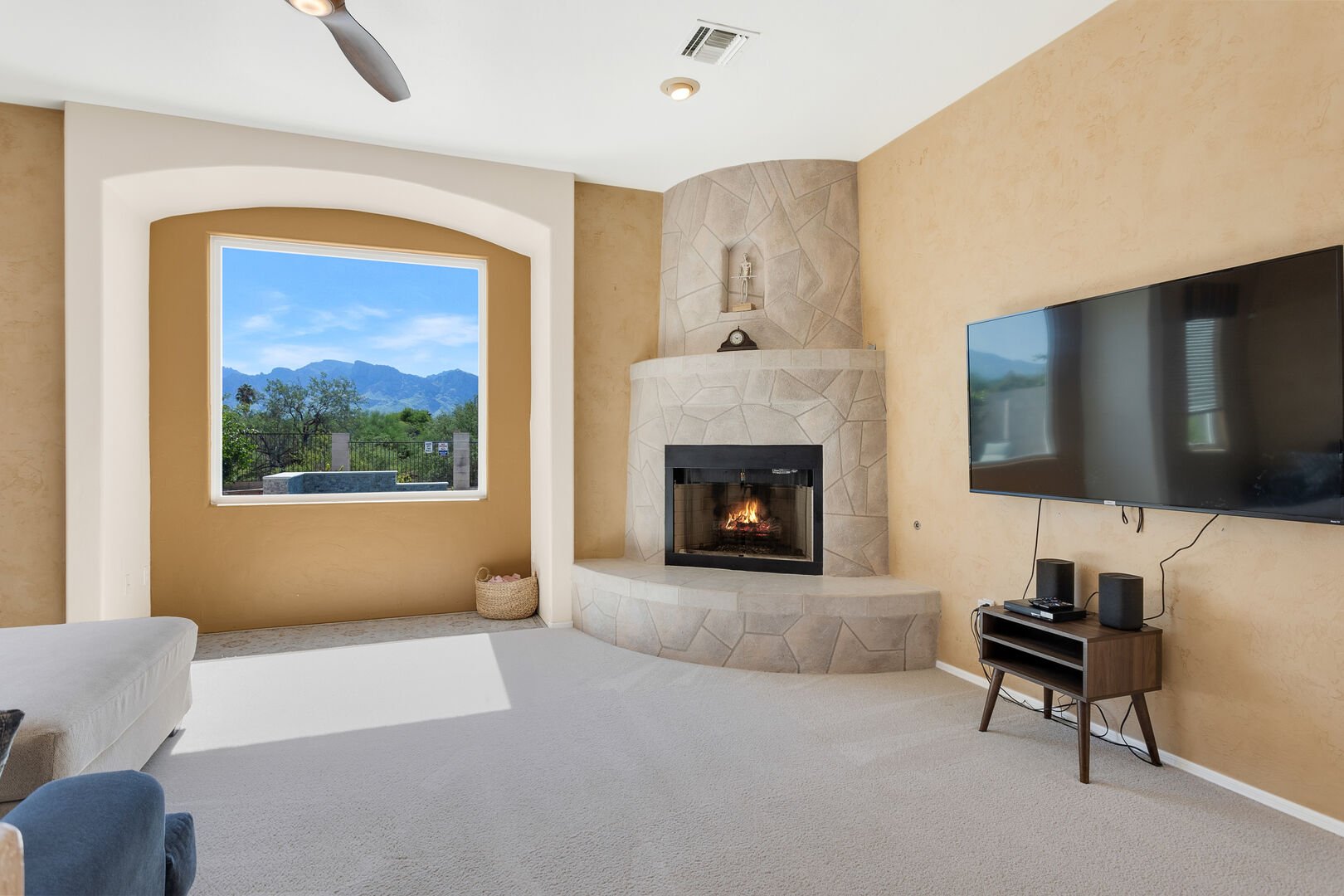 Relaxing gas fireplace with stunning views